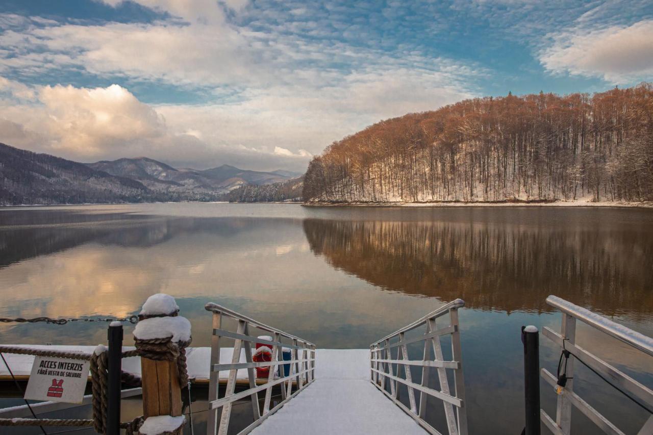 Adventure Lake Resort - Simared Μπάια Μάρε Εξωτερικό φωτογραφία